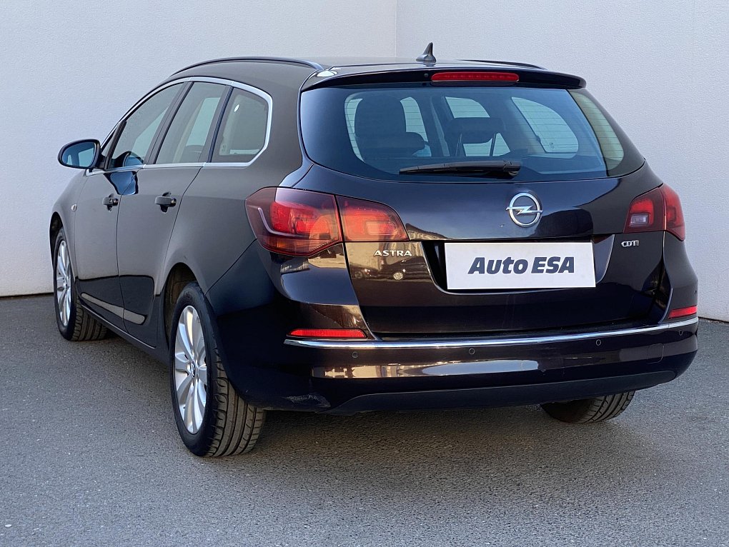 Opel Astra 1.6 CDTi 