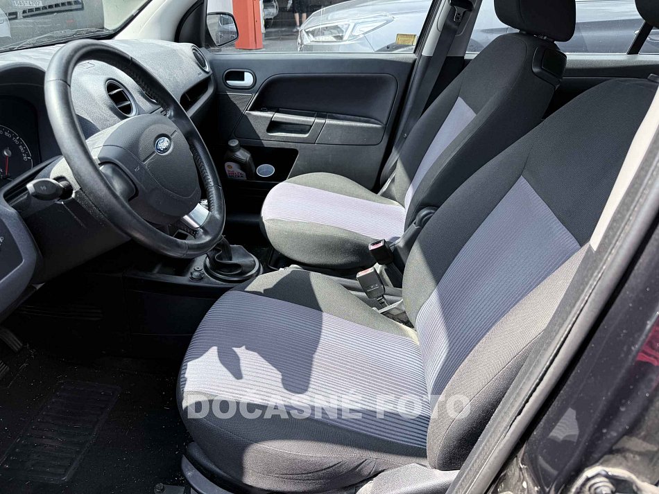 Ford Fusion 1.4i 