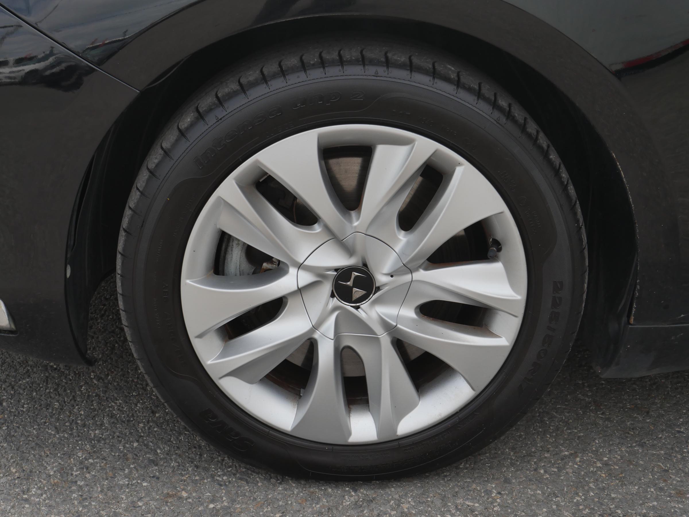 Citroën DS5, 2016 - pohled č. 22