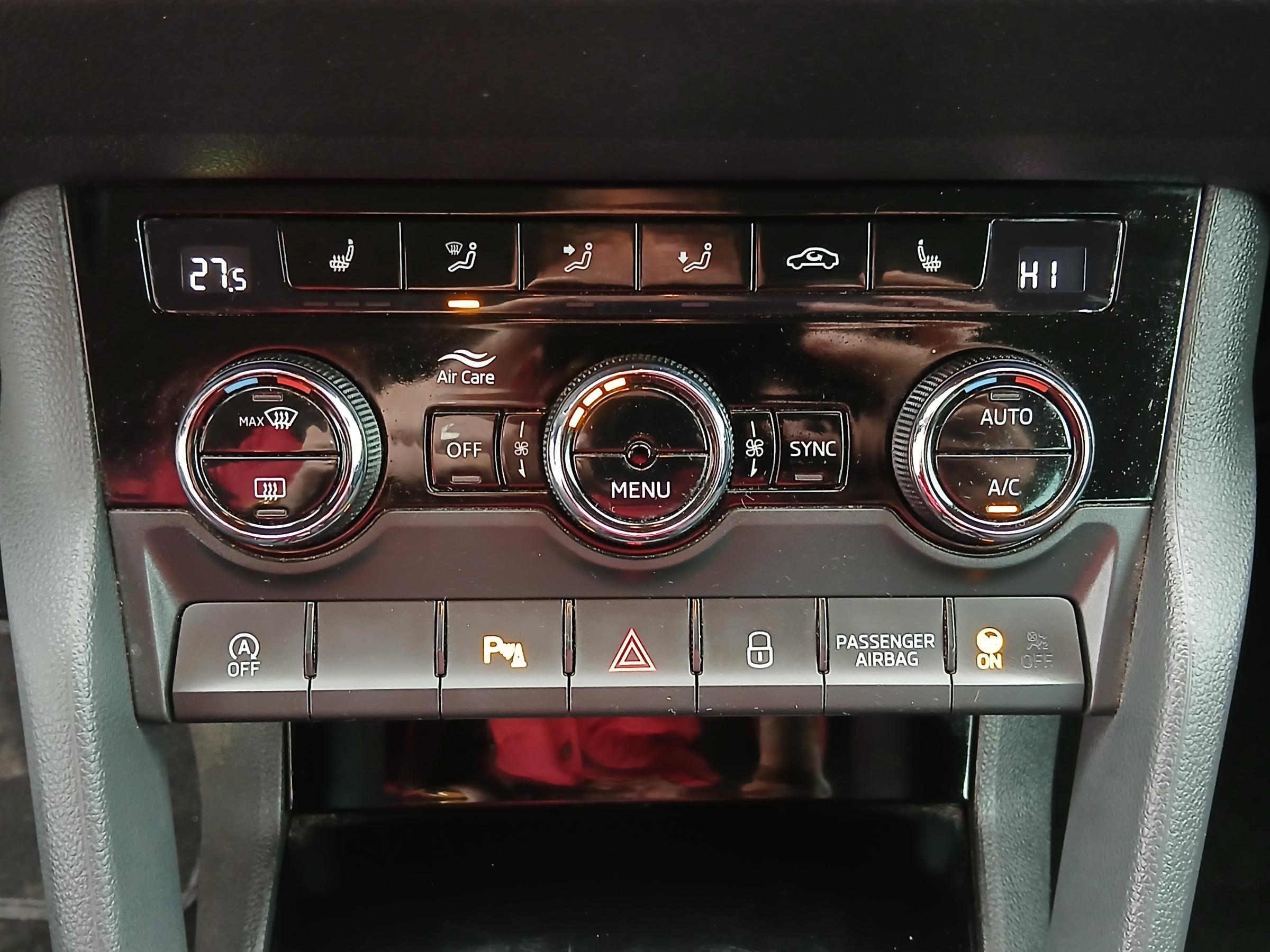 Škoda Karoq, 2019 - pohled č. 17