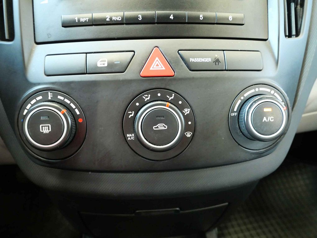Kia Ceed 1.4i 