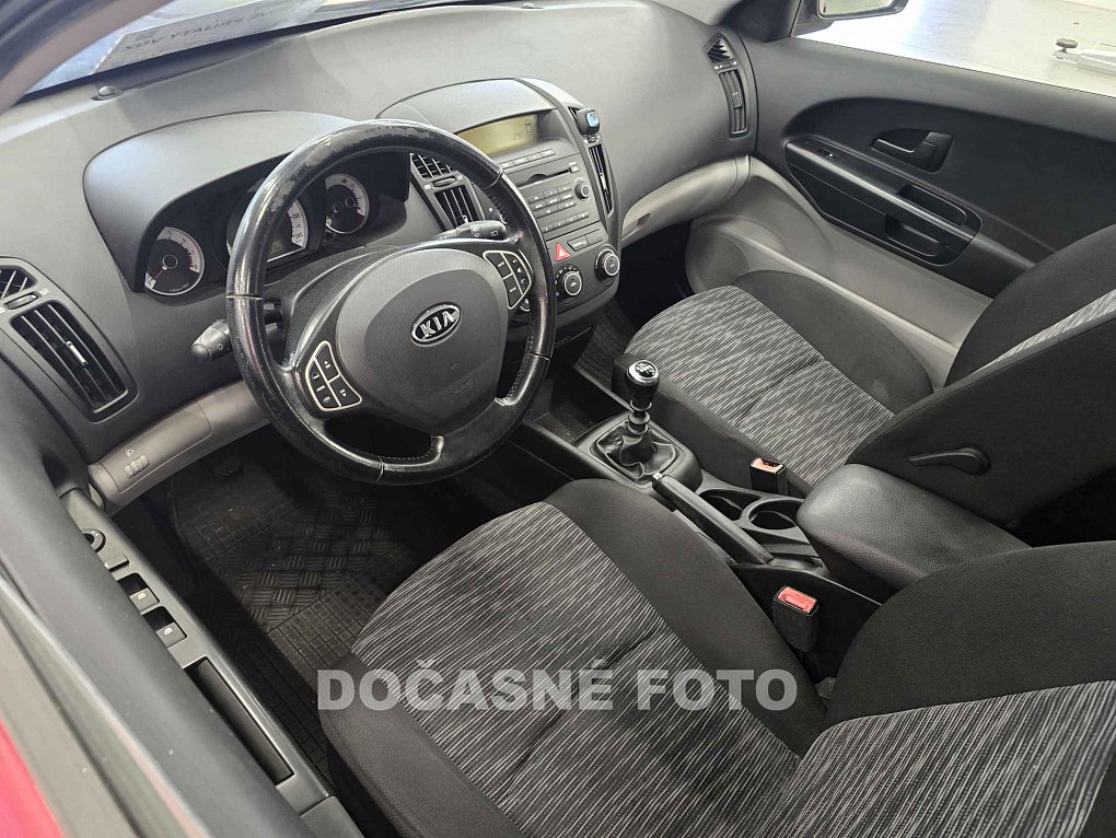 Kia Ceed 1.4i 