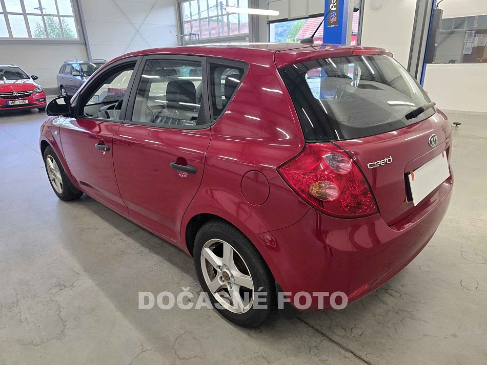Kia Ceed 1.4i 