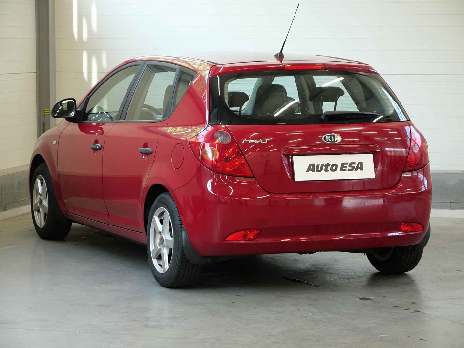 Kia Ceed 1.4i 