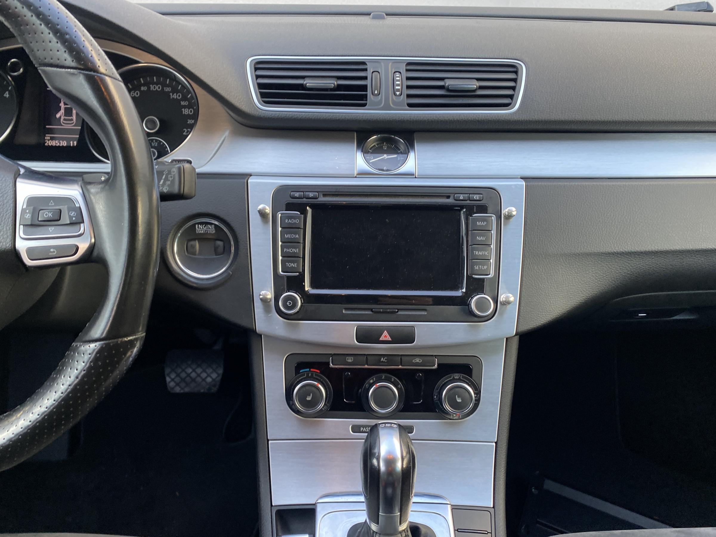 Volkswagen Passat CC, 2011 - pohled č. 12