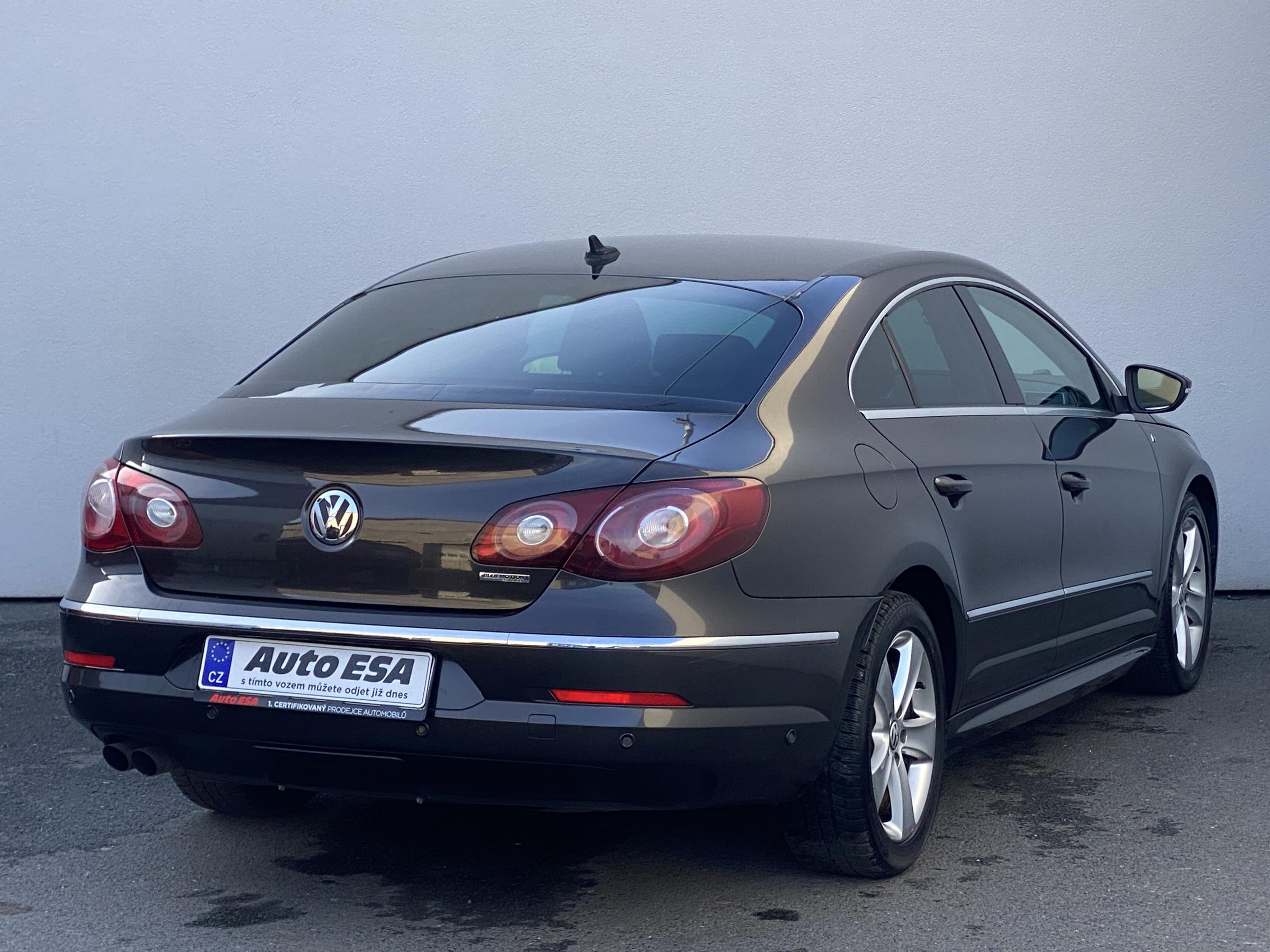 Volkswagen Passat CC, 2011 - pohled č. 4