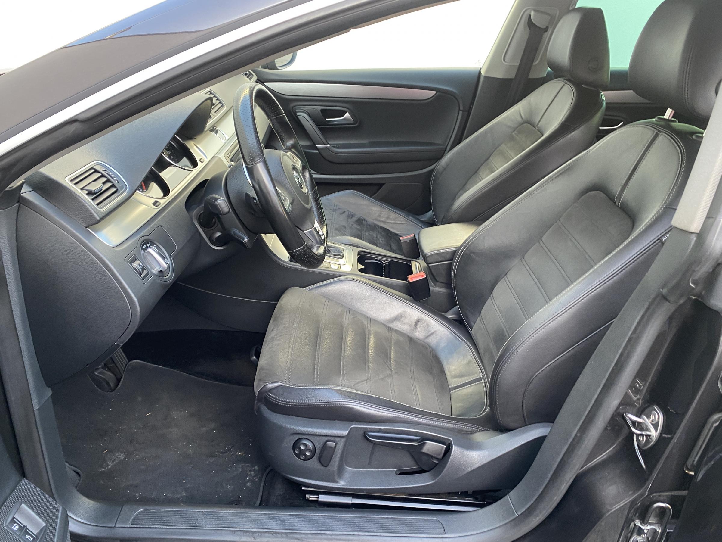 Volkswagen Passat CC, 2011 - pohled č. 9