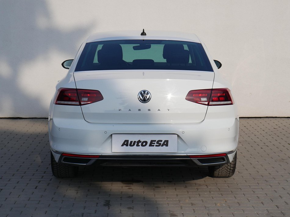 Volkswagen Passat 1.5TSi Business