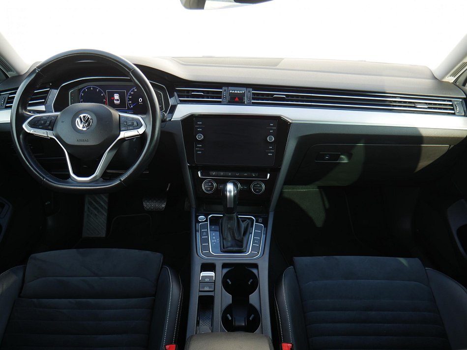 Volkswagen Passat 1.5TSi Business