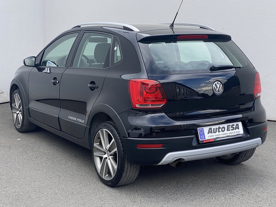 Volkswagen Polo 1.2 TSi CROSS