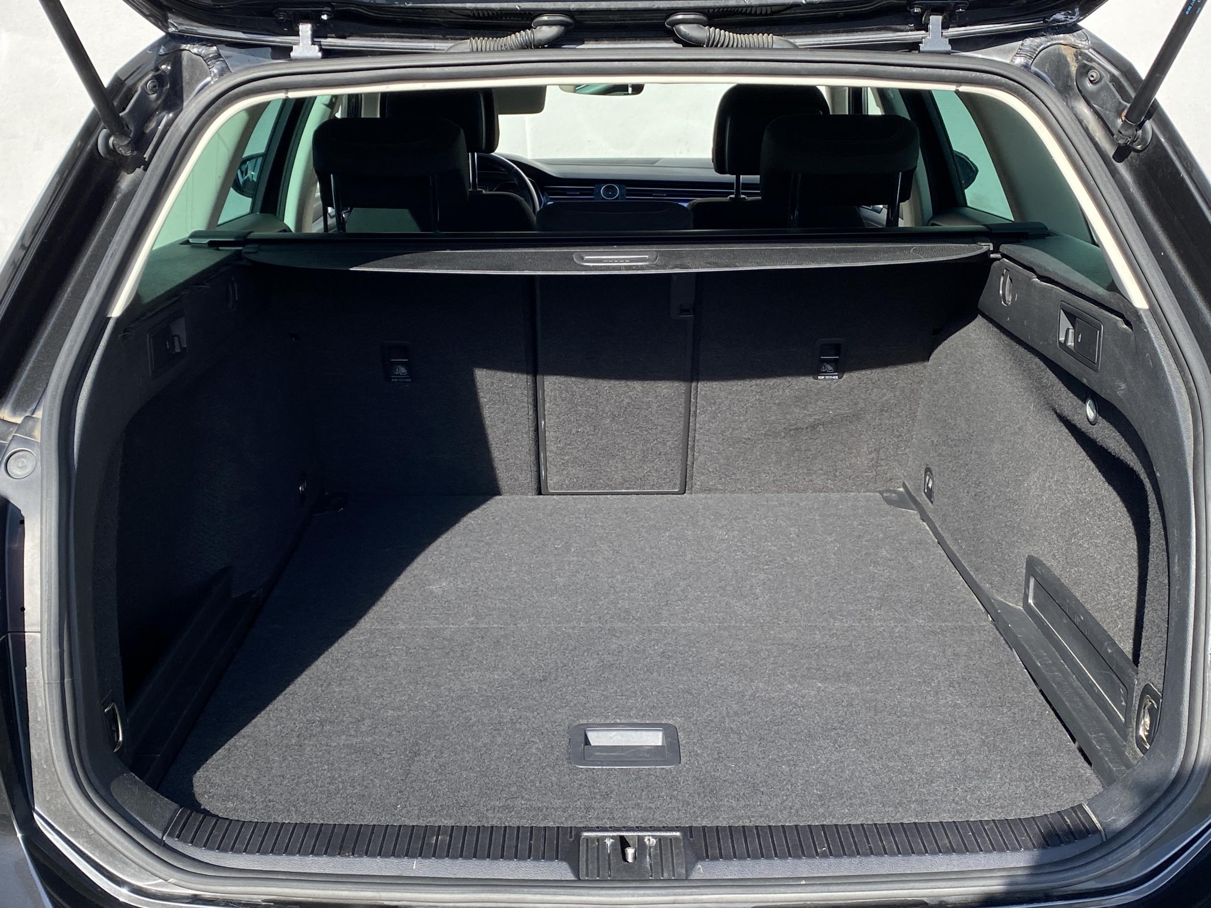 Volkswagen Passat, 2017 - pohled č. 7