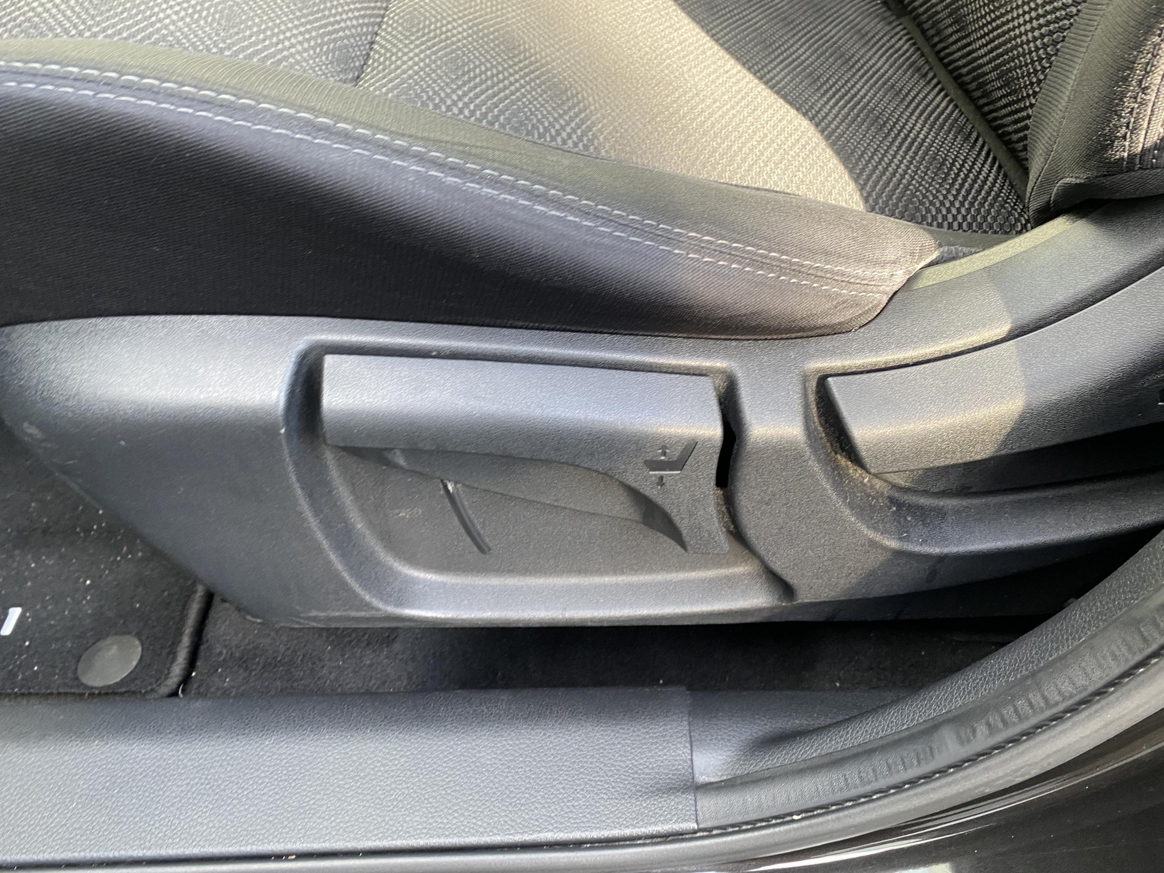 Nissan Qashqai, 2016 - pohled č. 14