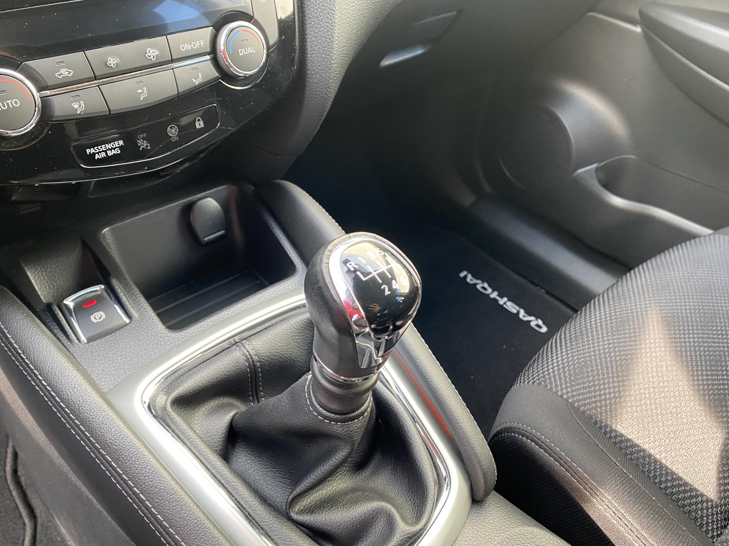 Nissan Qashqai, 2016 - pohled č. 16