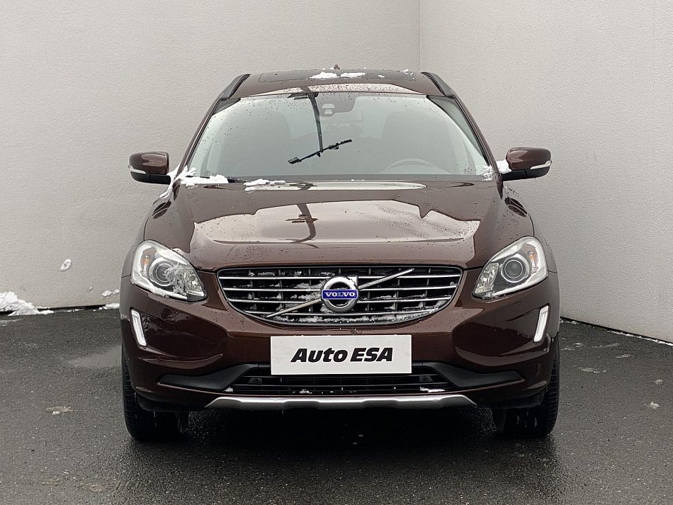 Volvo XC60 2.4 D4 Momentum AWD