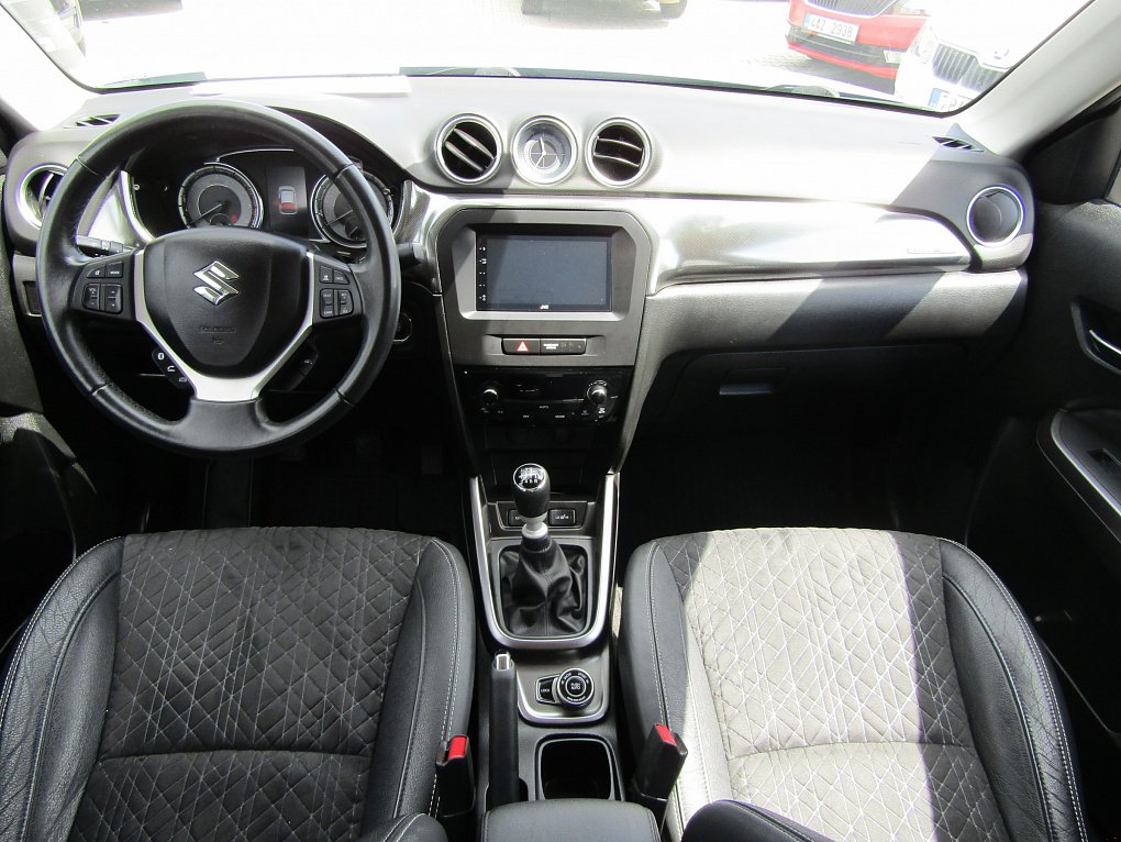 Suzuki Vitara 1.4T Elegance 4x4