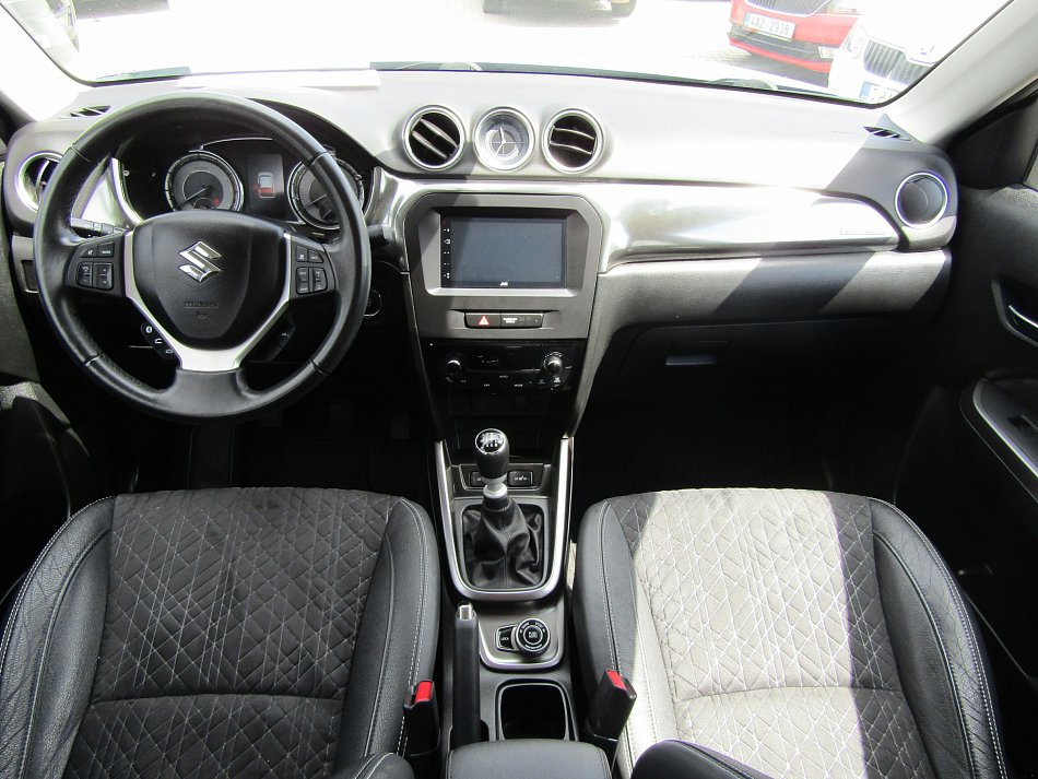 Suzuki Vitara 1.4T Elegance 4x4