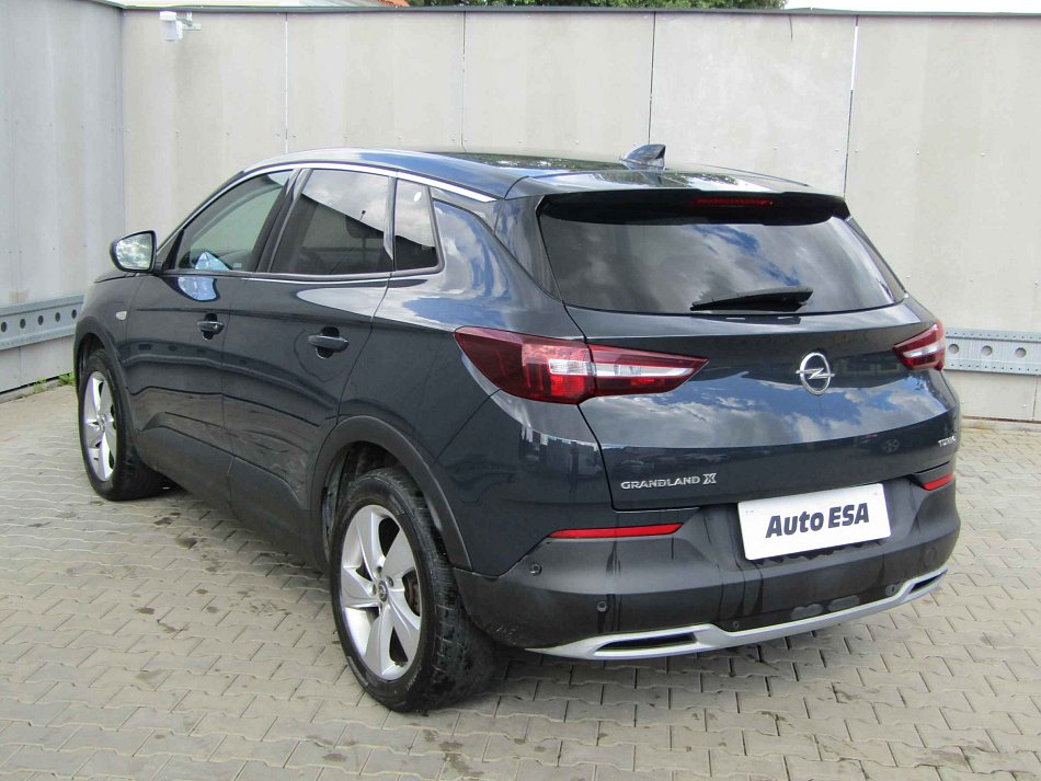Opel Grandland X 1.2 T 