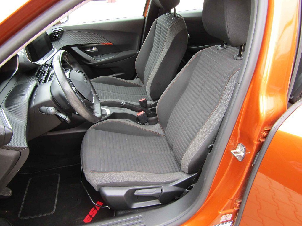 Peugeot 2008 1.2PT 