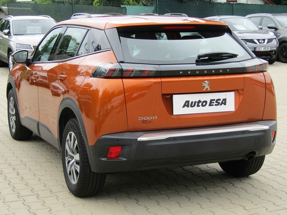 Peugeot 2008 1.2PT 
