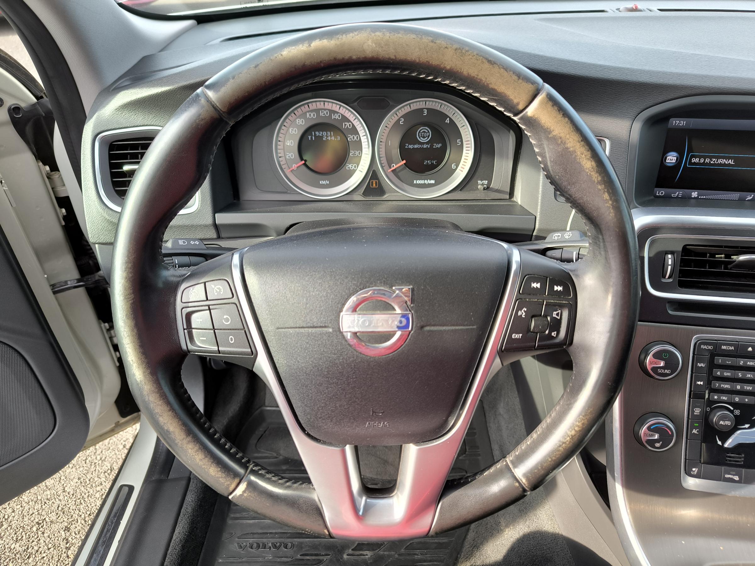 Volvo V60, 2011 - pohled č. 13