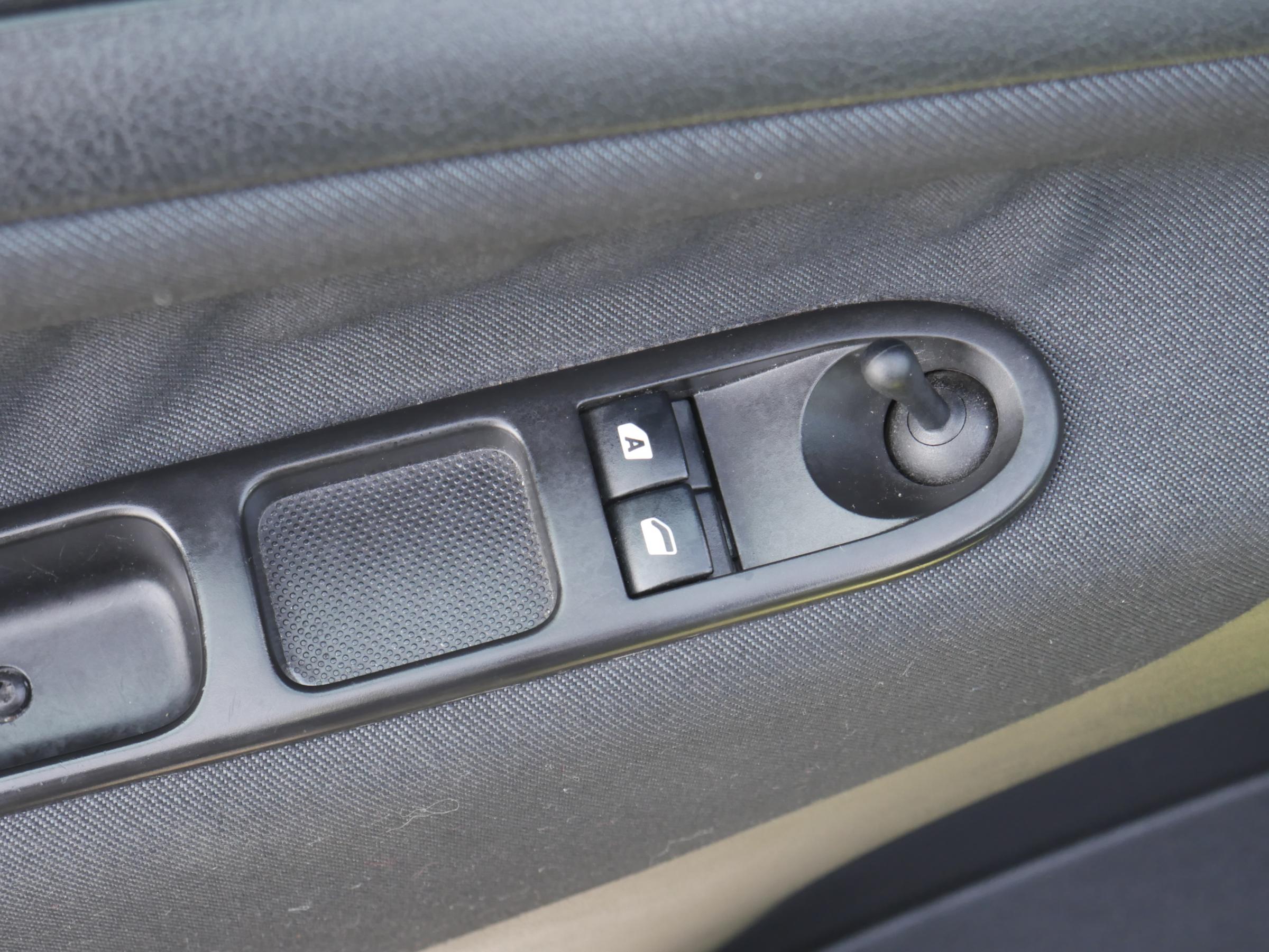 Peugeot 207, 2008 - pohled č. 15