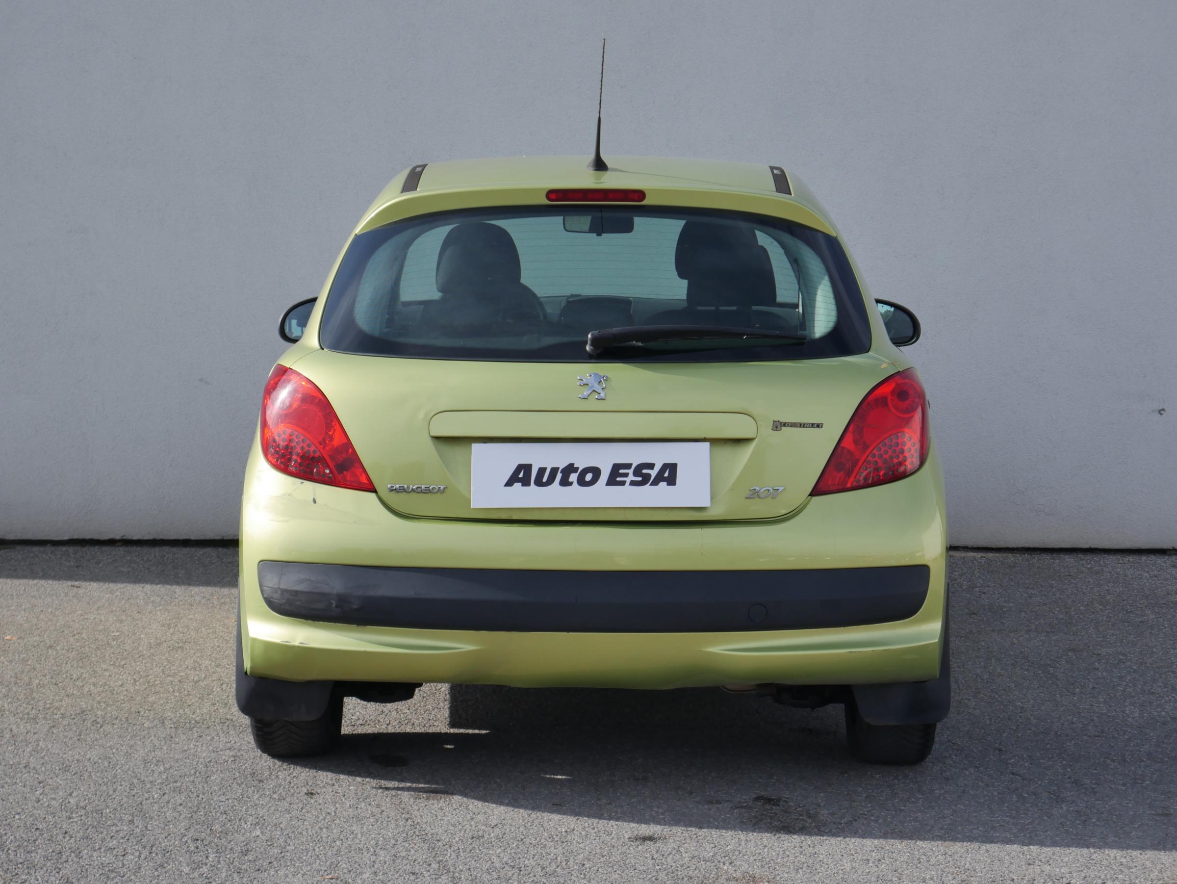 Peugeot 207, 2008 - pohled č. 5