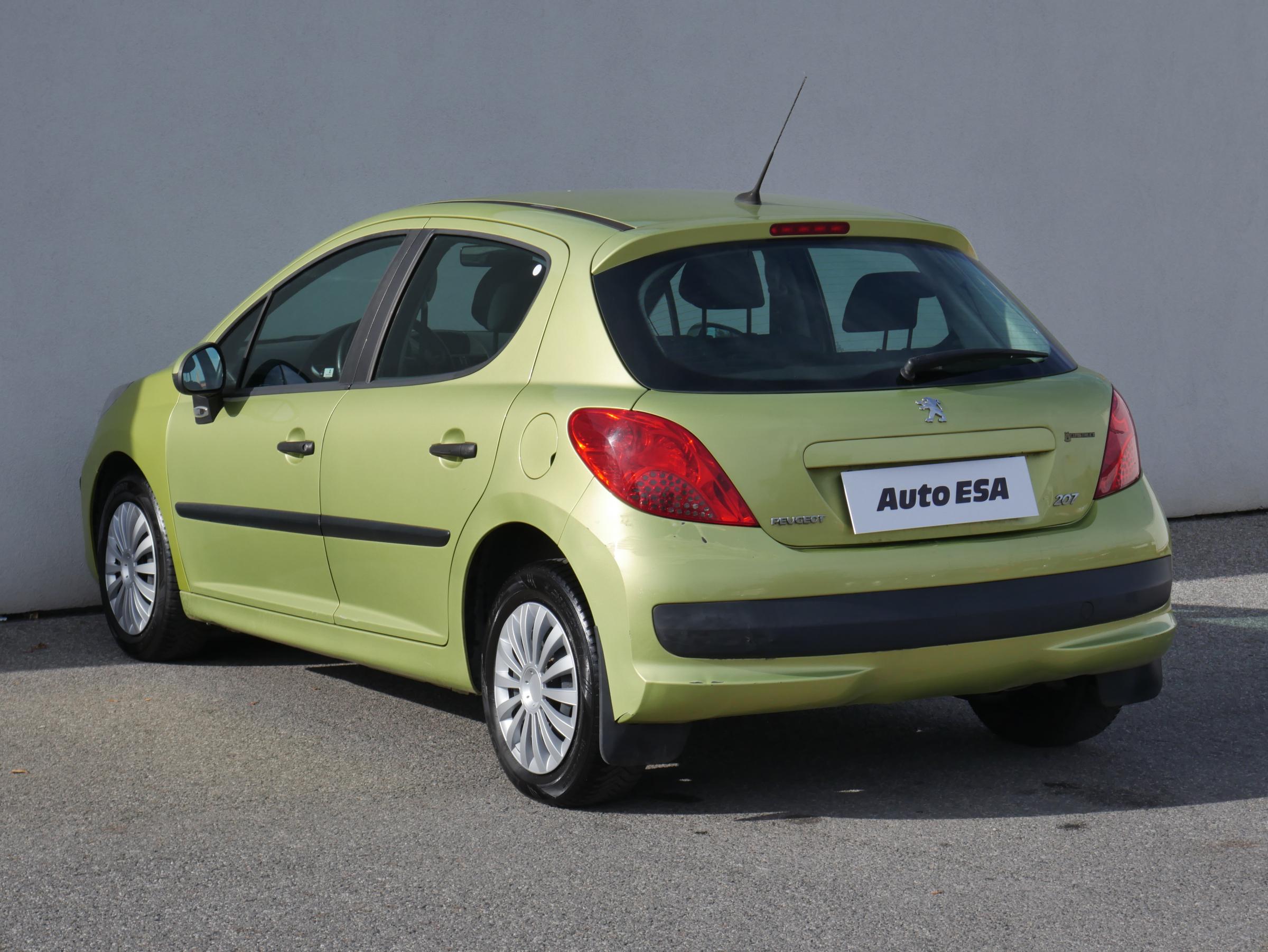 Peugeot 207, 2008 - pohled č. 6