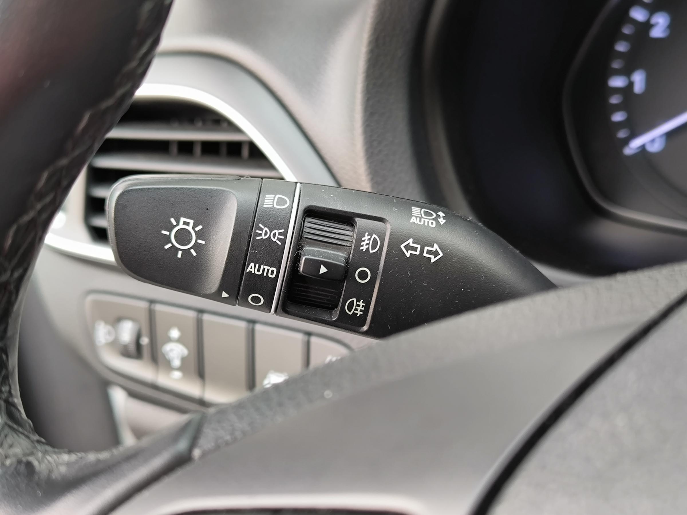 Hyundai i30, 2020 - pohled č. 16