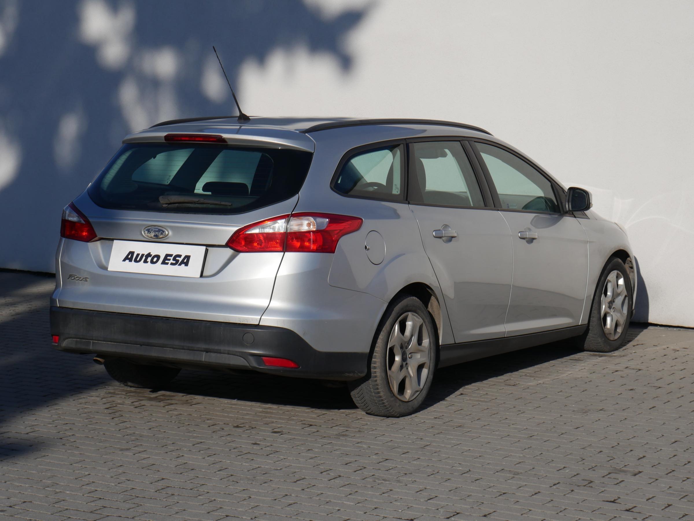 Ford Focus, 2012 - pohled č. 4