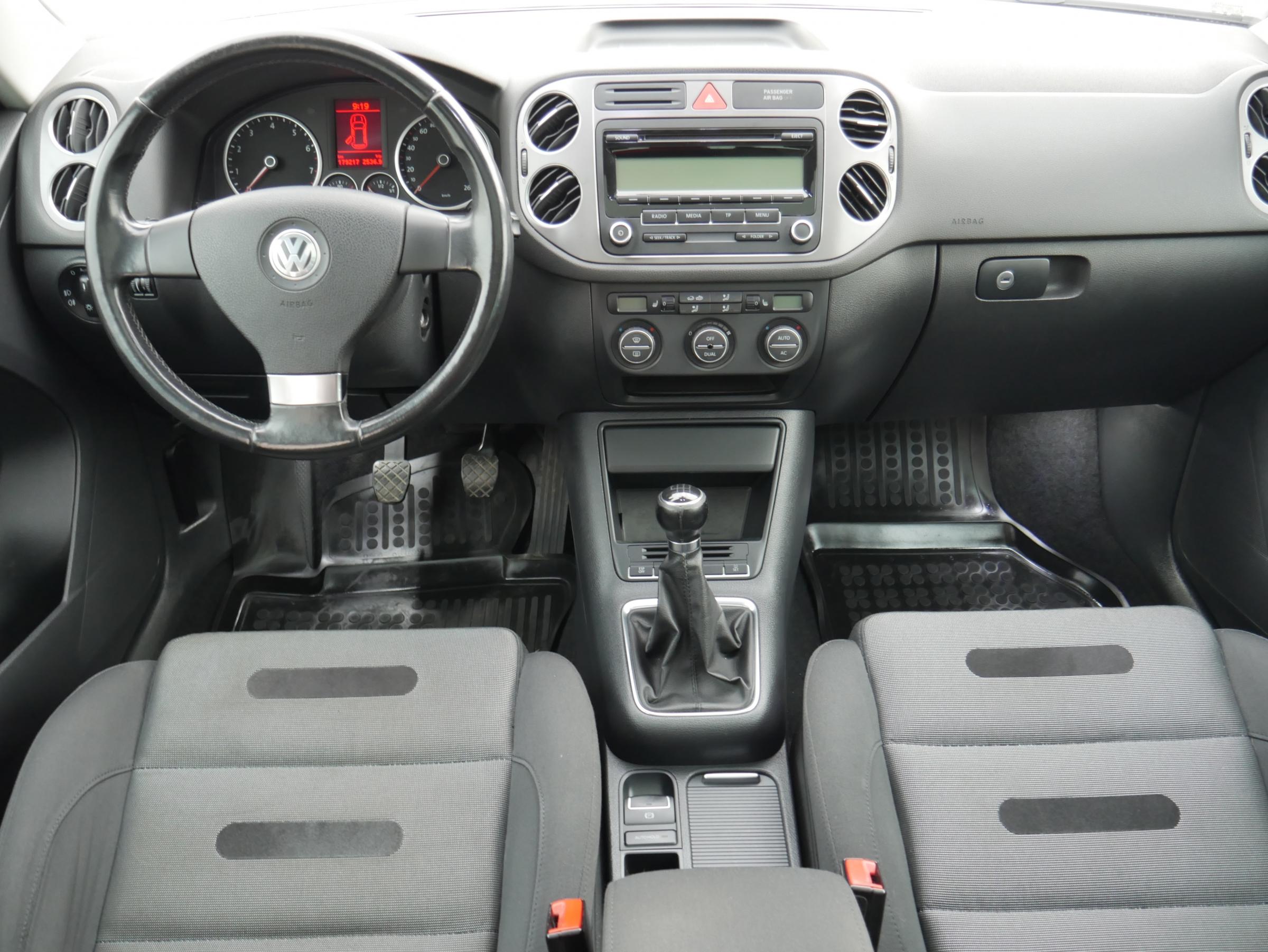 Volkswagen Tiguan, 2008 - pohled č. 8