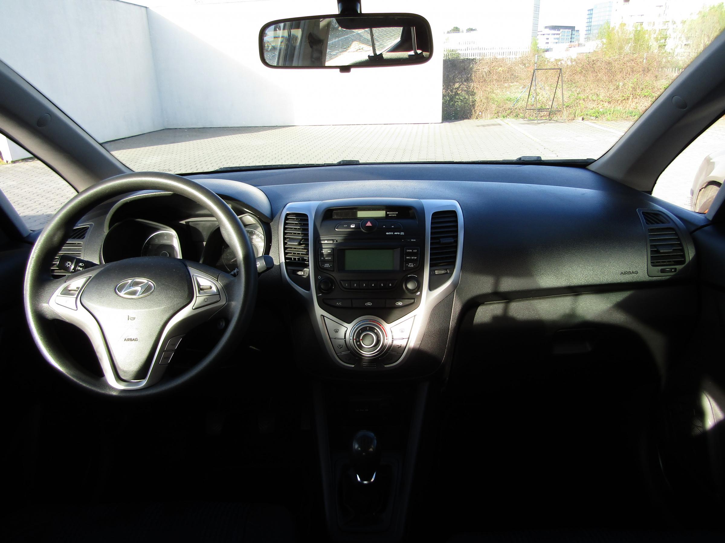 Hyundai ix20, 2010 - pohled č. 8