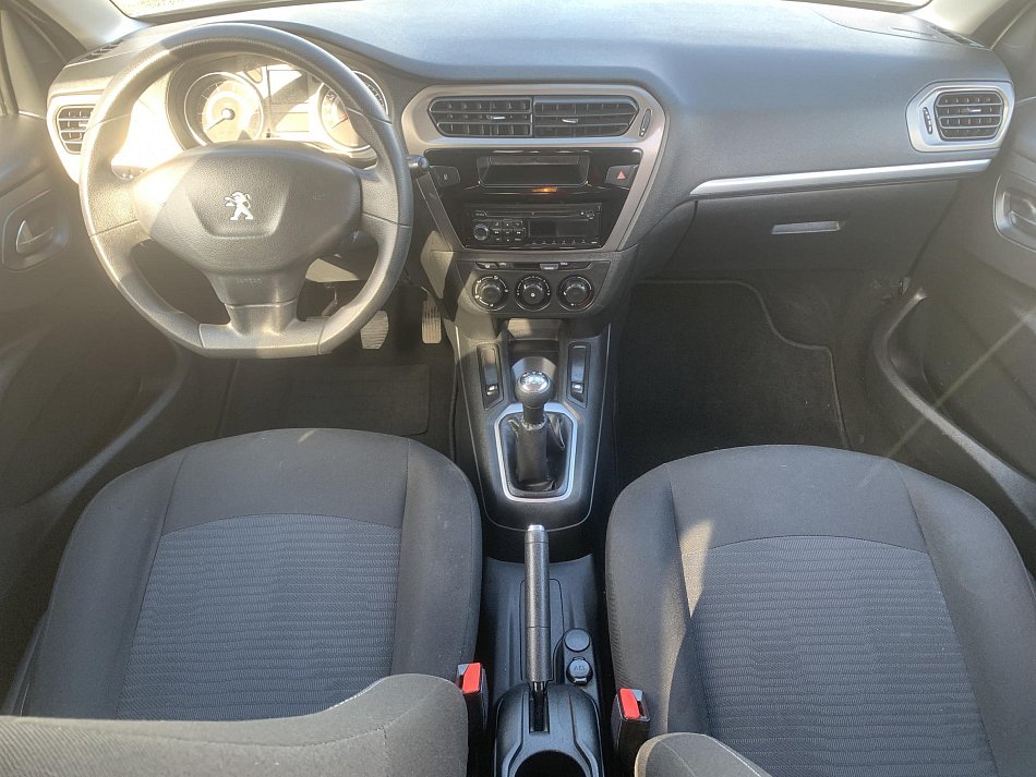 Peugeot 301 1.2 i Active