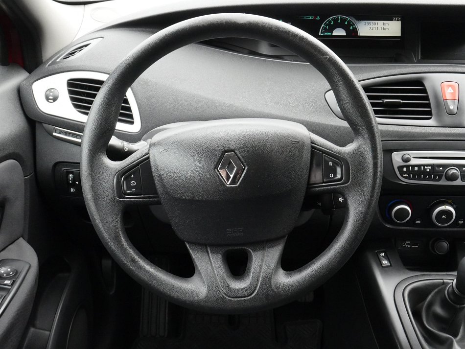 Renault Scénic 1.5 dCi 