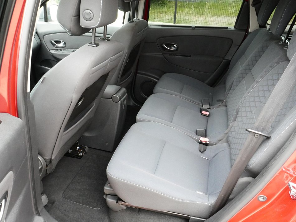 Renault Scénic 1.5 dCi 