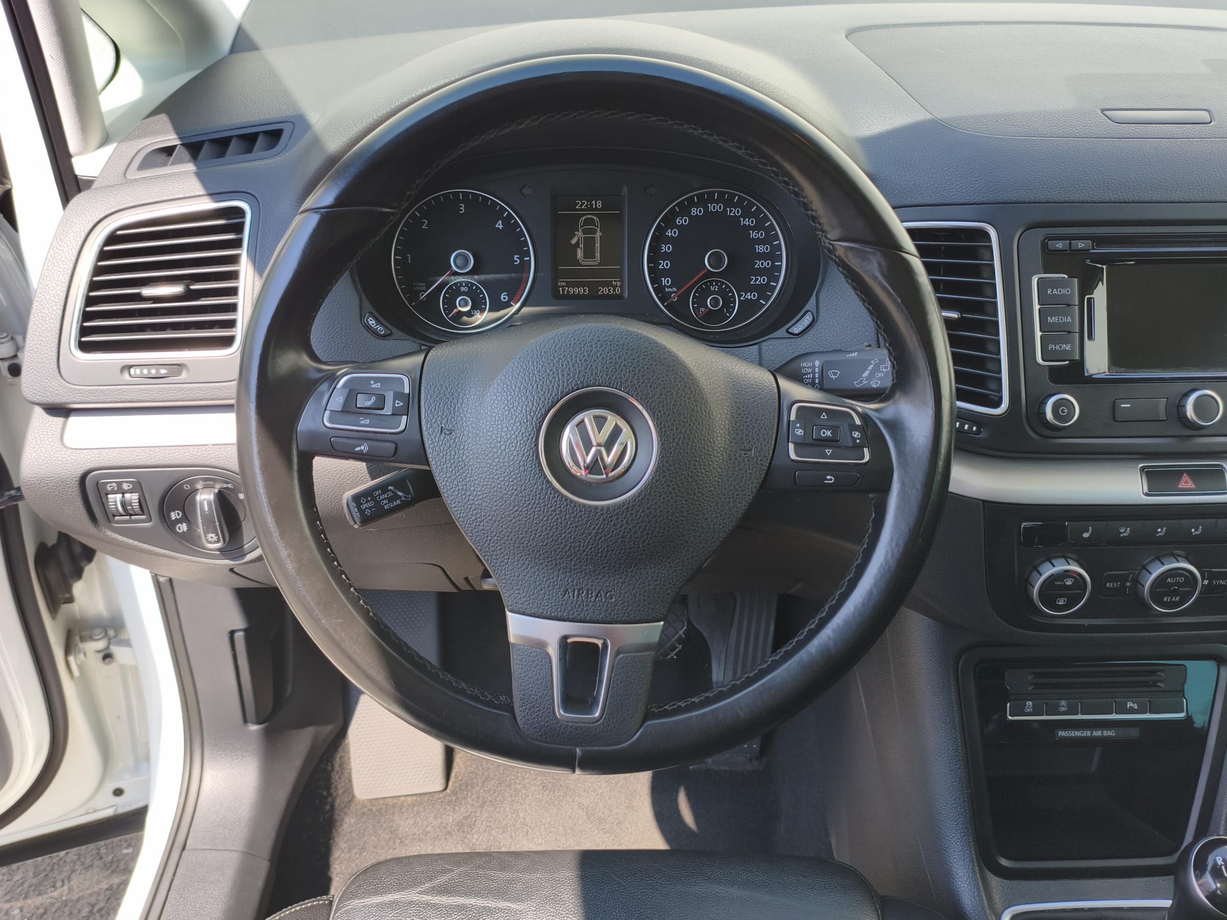 Volkswagen Sharan, 2015 - pohled č. 10