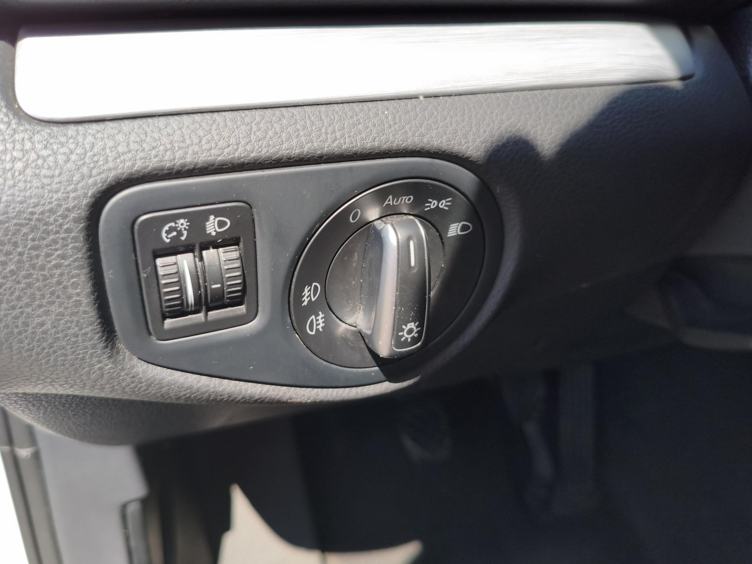 Volkswagen Sharan, 2015 - pohled č. 18