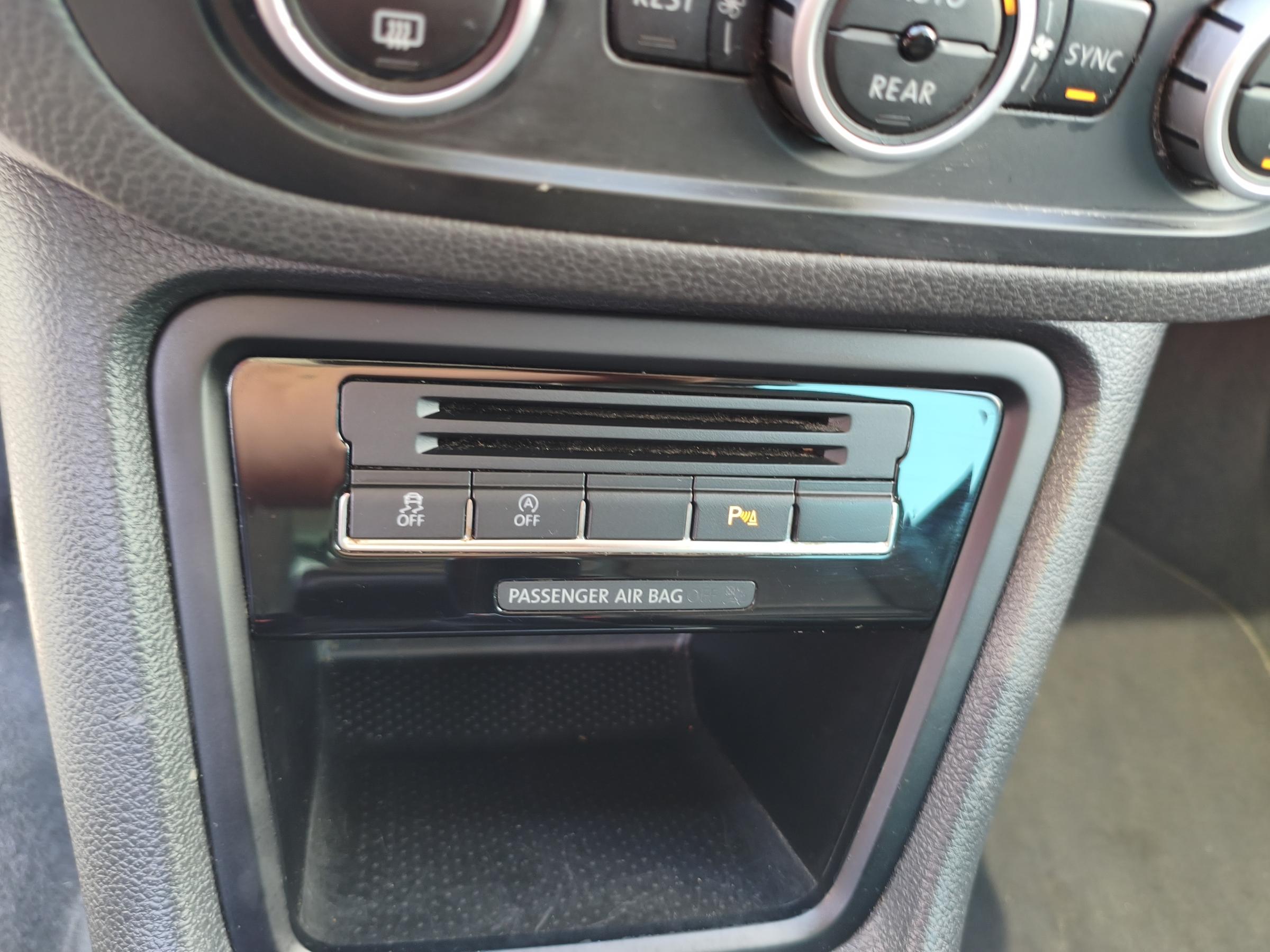 Volkswagen Sharan, 2015 - pohled č. 20