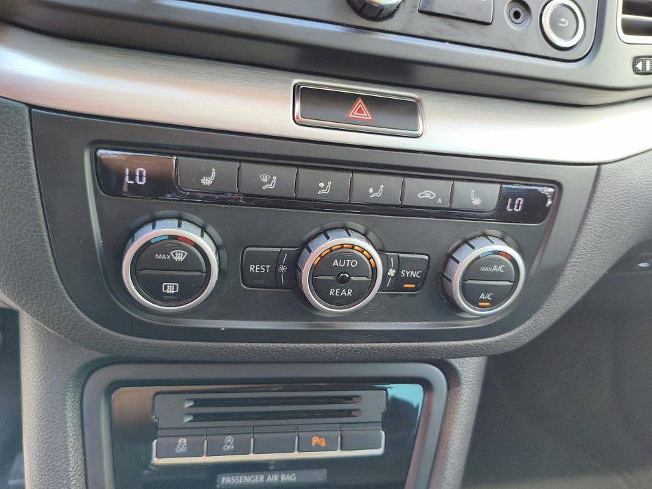 Volkswagen Sharan 2.0 TDi Highline