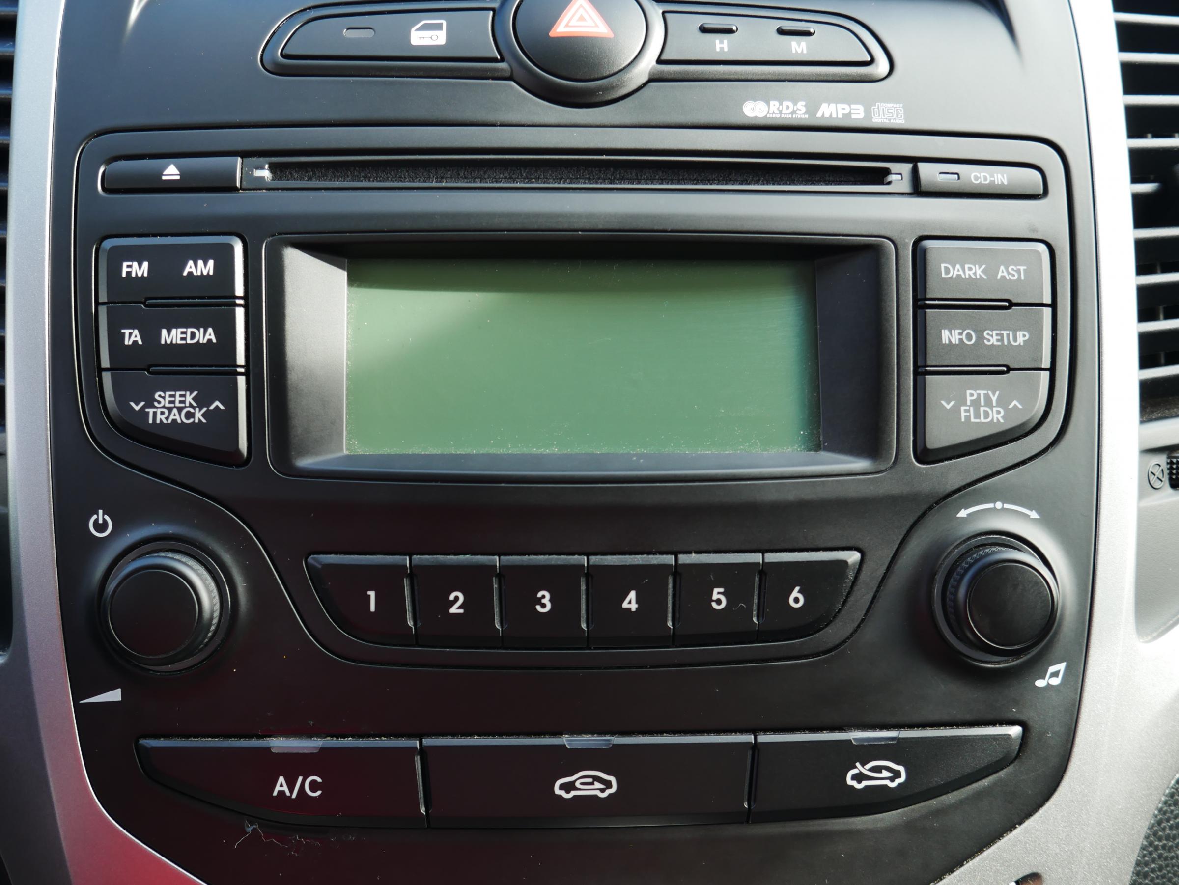 Hyundai ix20, 2011 - pohled č. 11