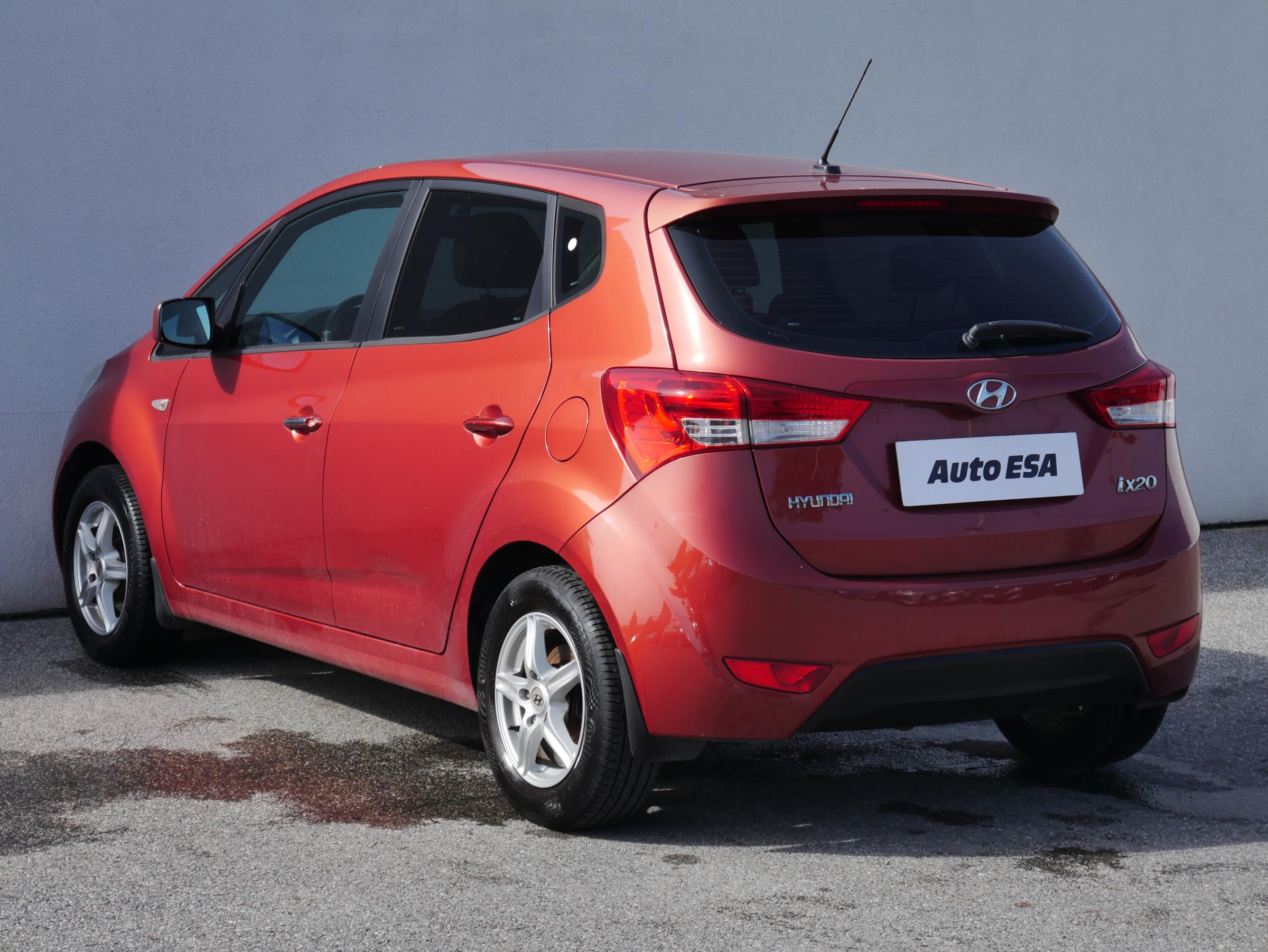 Hyundai ix20, 2011 - pohled č. 6