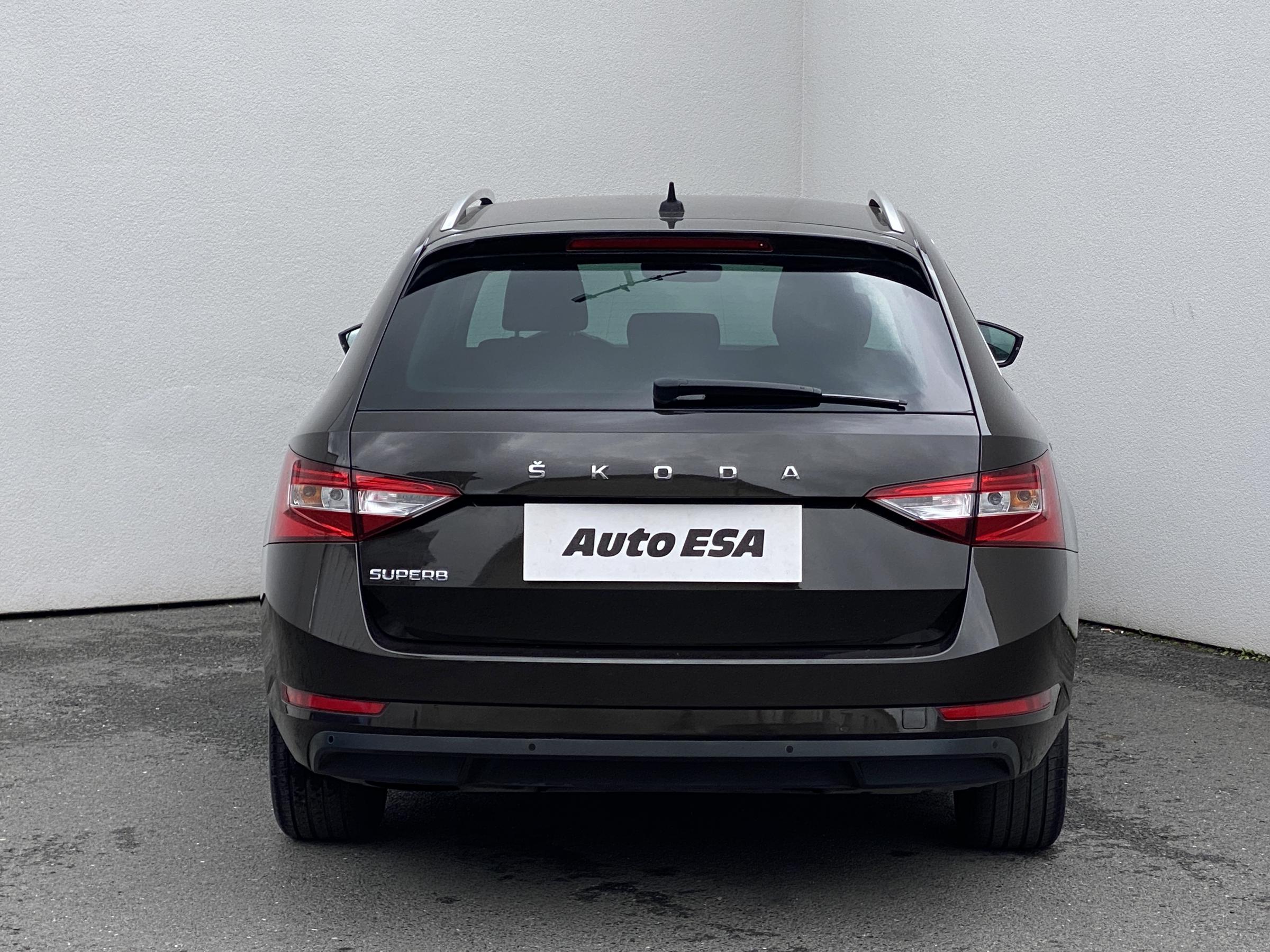 Škoda Superb III, 2020 - pohled č. 5