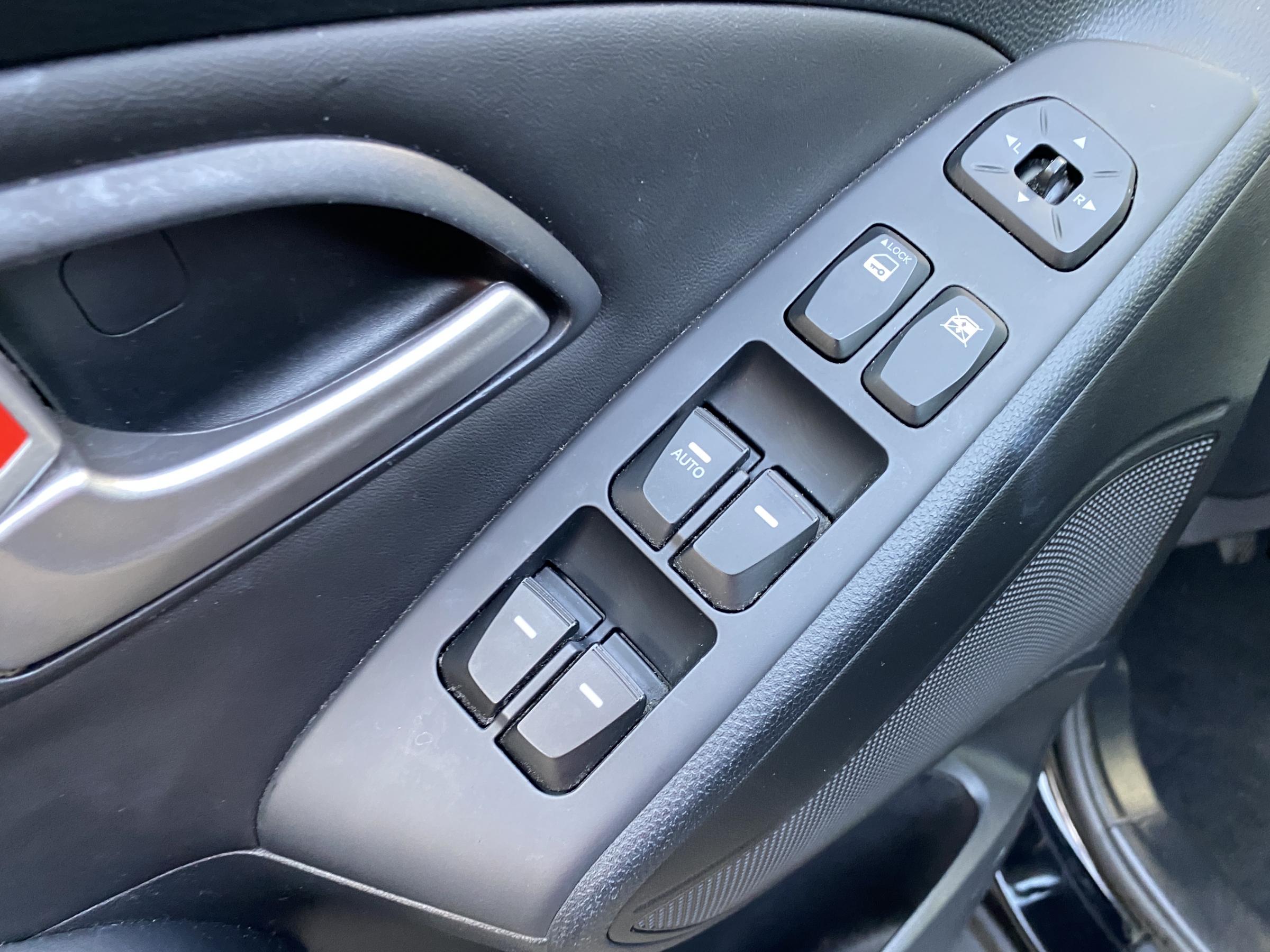 Hyundai ix35, 2013 - pohled č. 13