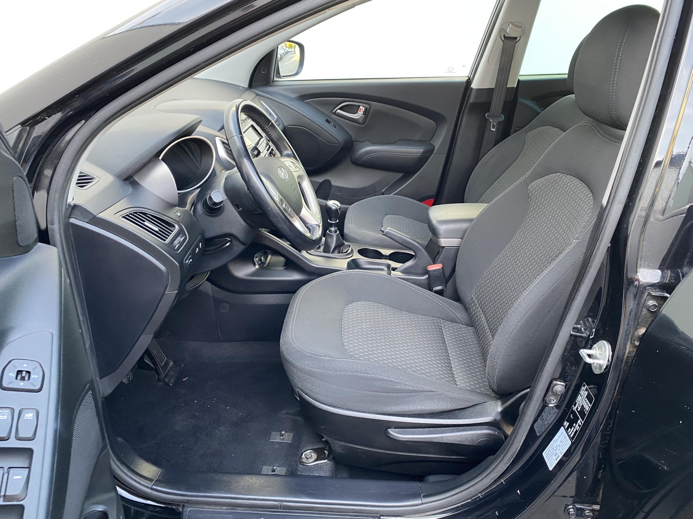 Hyundai ix35, 2013 - pohled č. 9