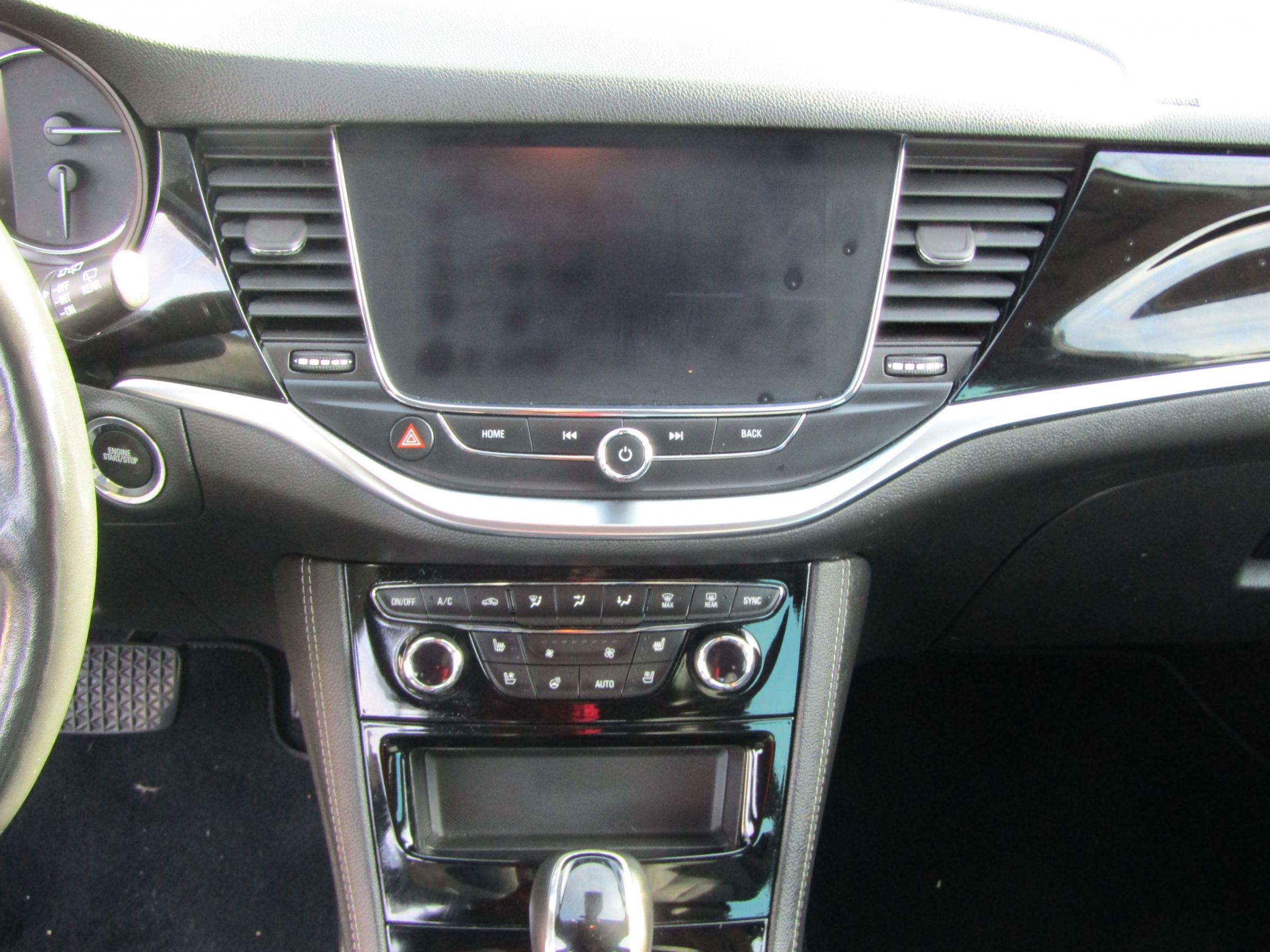 Opel Astra, 2021 - pohled č. 15