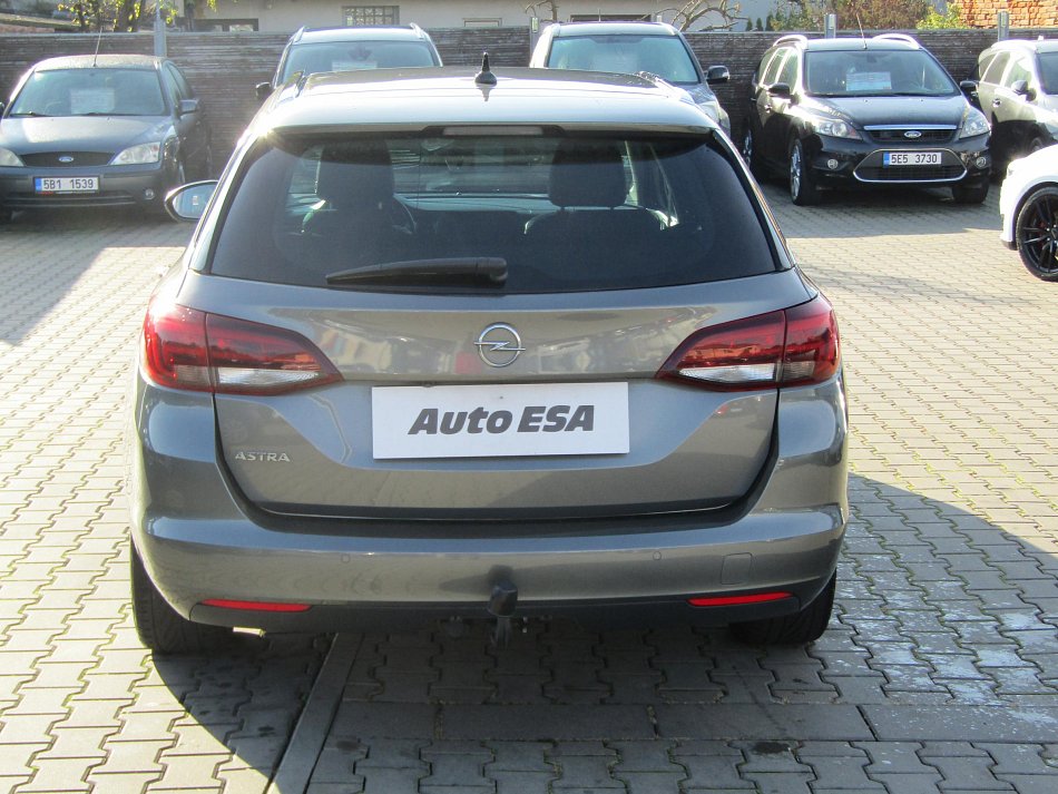 Opel Astra 1.5 CDTi 