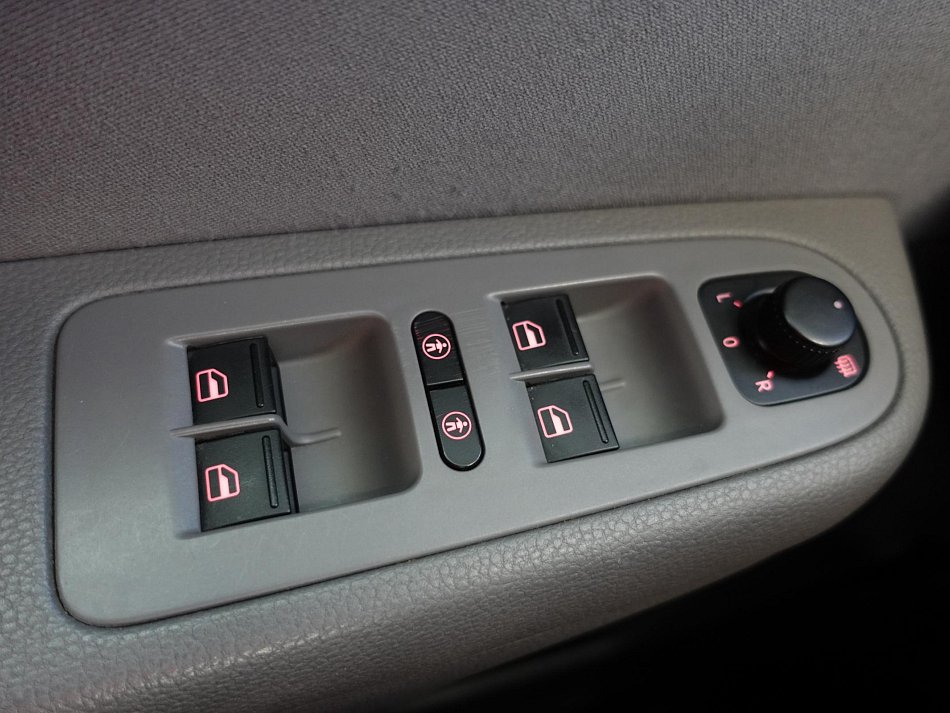 Volkswagen Sharan 2.0TDi 