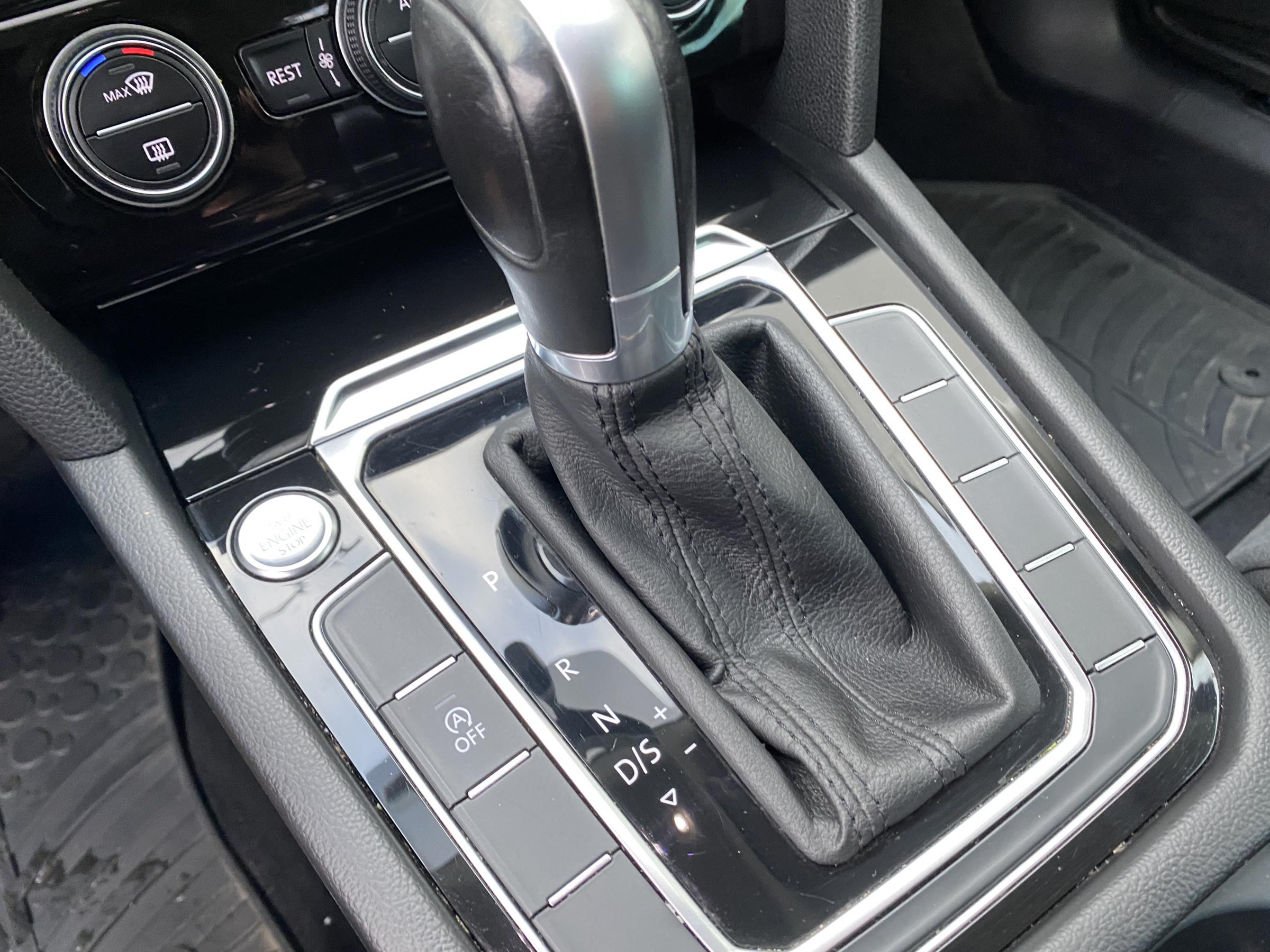 Volkswagen Passat, 2016 - pohled č. 17