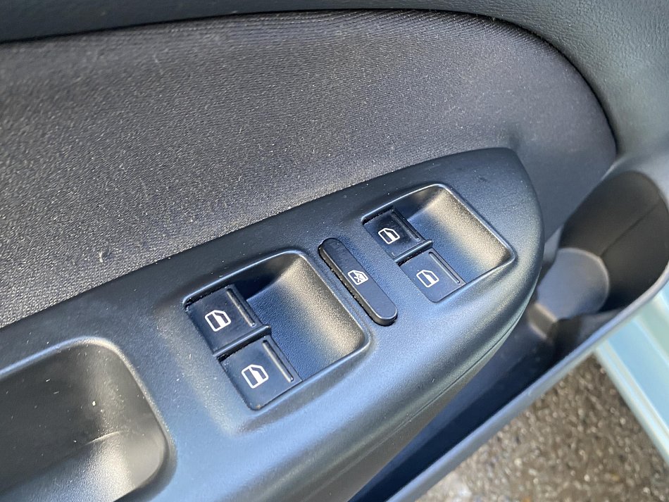 Škoda Octavia II 2.0TDi Elegance