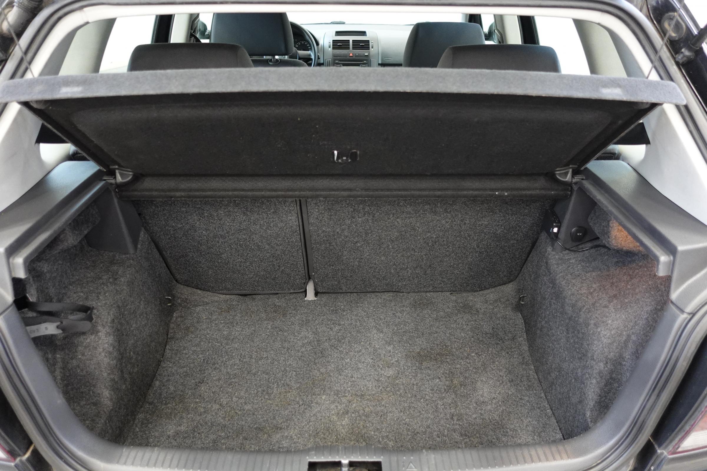 Volkswagen Polo, 2005 - pohled č. 7