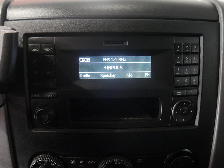 Volkswagen Crafter 2.0TDi  DÍLNA